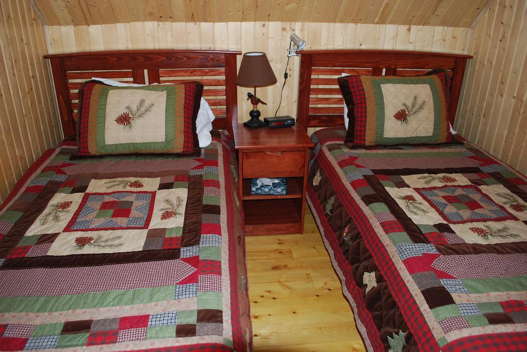 Auberge De La Riviere Matapedia - Matapedia River Lodge Routhierville Номер фото