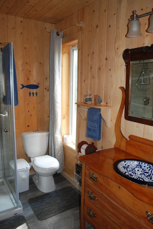Auberge De La Riviere Matapedia - Matapedia River Lodge Routhierville Экстерьер фото